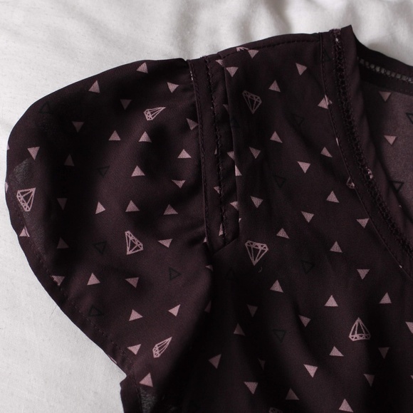 Purple patterned short sleeve blouse - Picture 4 of 4